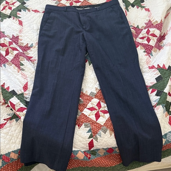 Banana Republic Women’s Navy Pant Suit size 16 - Picture 4 of 7